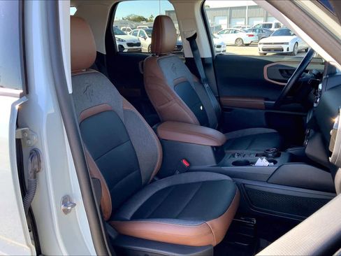 Used 2023 Ford Bronco Sport Outer Banks w/ Tech Package image 9