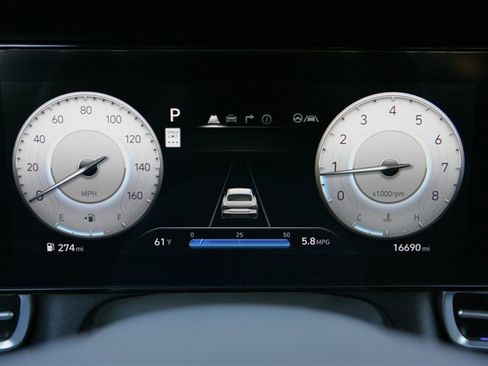 Used 2024 Hyundai Elantra SEL image 22