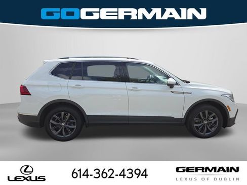 Used 2024 Volkswagen Tiguan SE AWD/4WD image 9