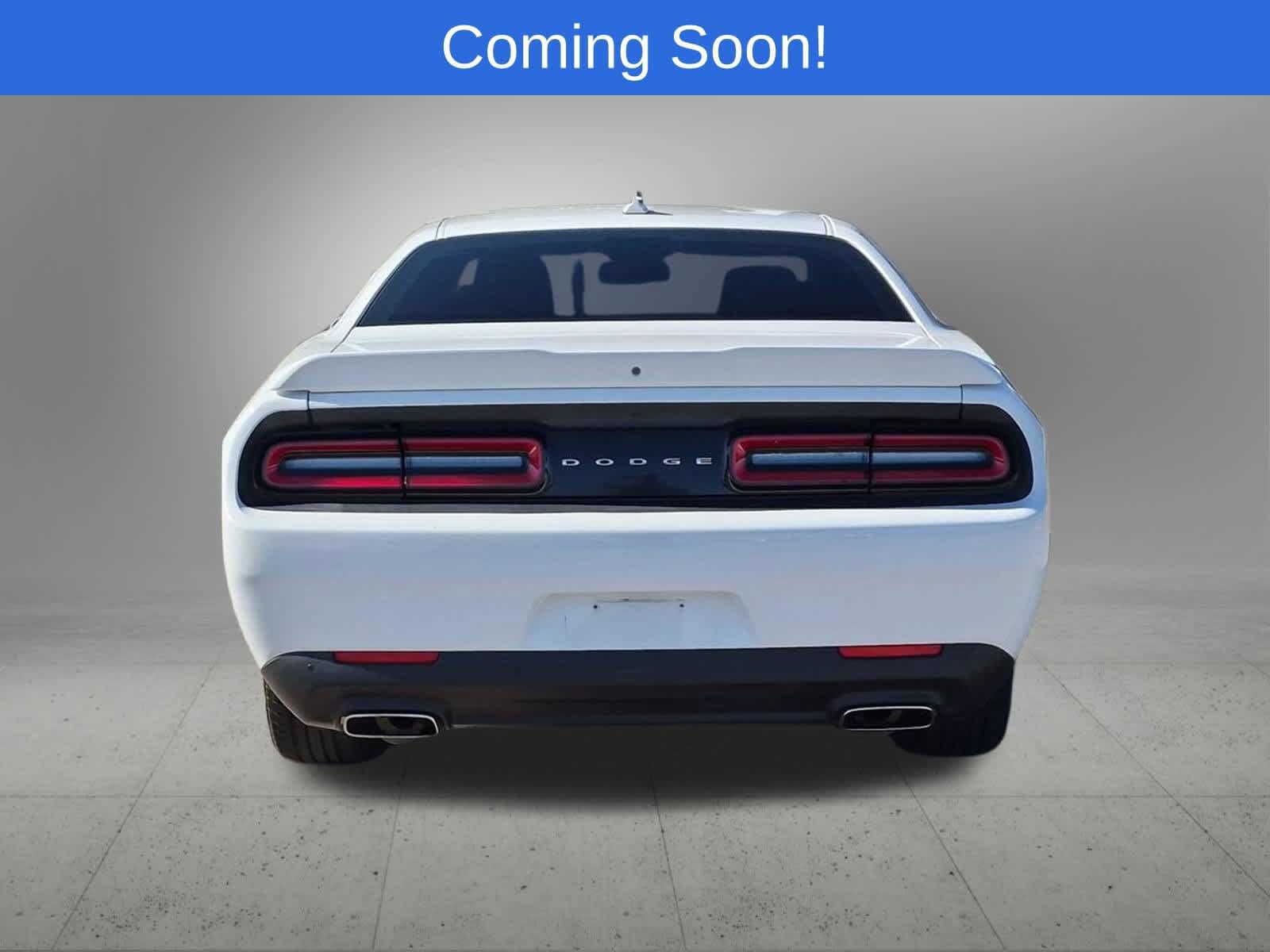 Used 2015 Dodge Challenger SXT Plus w/ Driver Convenience Group RWD image 5
