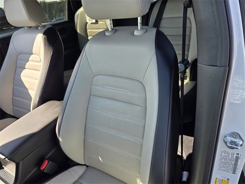 Used 2023 Honda CR-V Sport Touring image 17