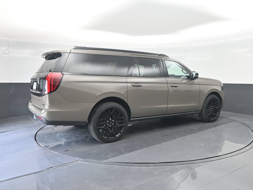 Used 2027 Ford Expedition Max Platinum w/ Stealth Performance Package AWD/4WD image 15