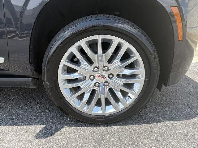 Used 2025 GMC Yukon Denali w/ Sun & Power Step Package AWD/4WD image 12