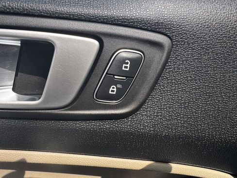 Used 2019 Ford EcoSport SE w/ SE Convenience Package AWD/4WD image 17