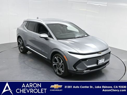 New 2026 Chevrolet Equinox EV LT image 43