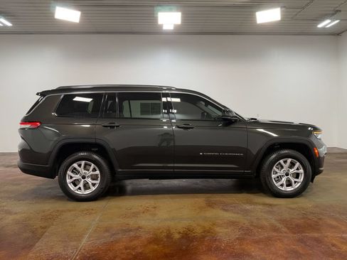 Used 2022 Jeep Grand Cherokee L Limited AWD/4WD image 23