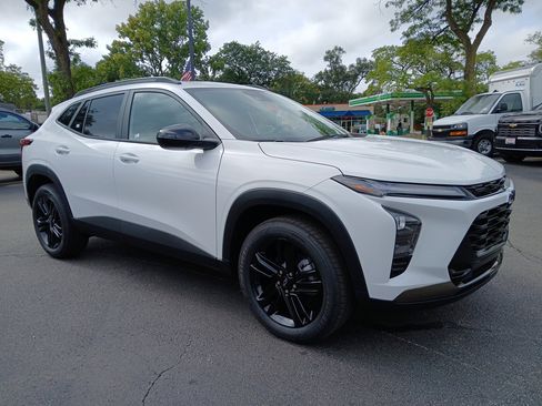 New 2026 Chevrolet Trax ACTIV w/ Sunroof Package image 1