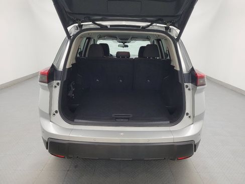 Used 2024 Nissan Rogue SV AWD/4WD image 29