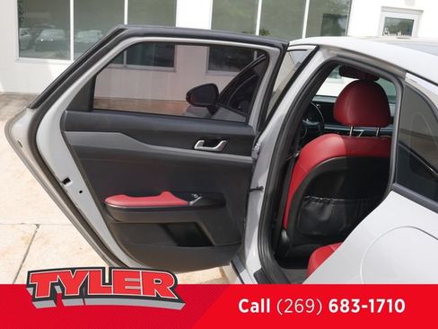 Used 2023 Kia K5 GT-Line AWD/4WD image 19