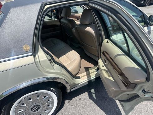 Used 2004 Mercury Grand Marquis GS RWD image 38