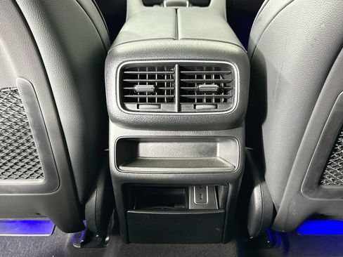 Certified 2023 Mercedes-Benz GLE 450 4MATIC image 25