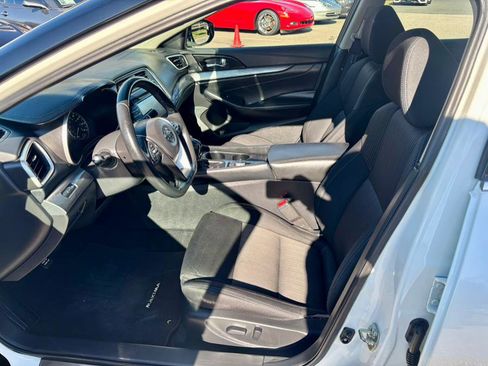 Used 2017 Nissan Maxima 3.5 S image 11