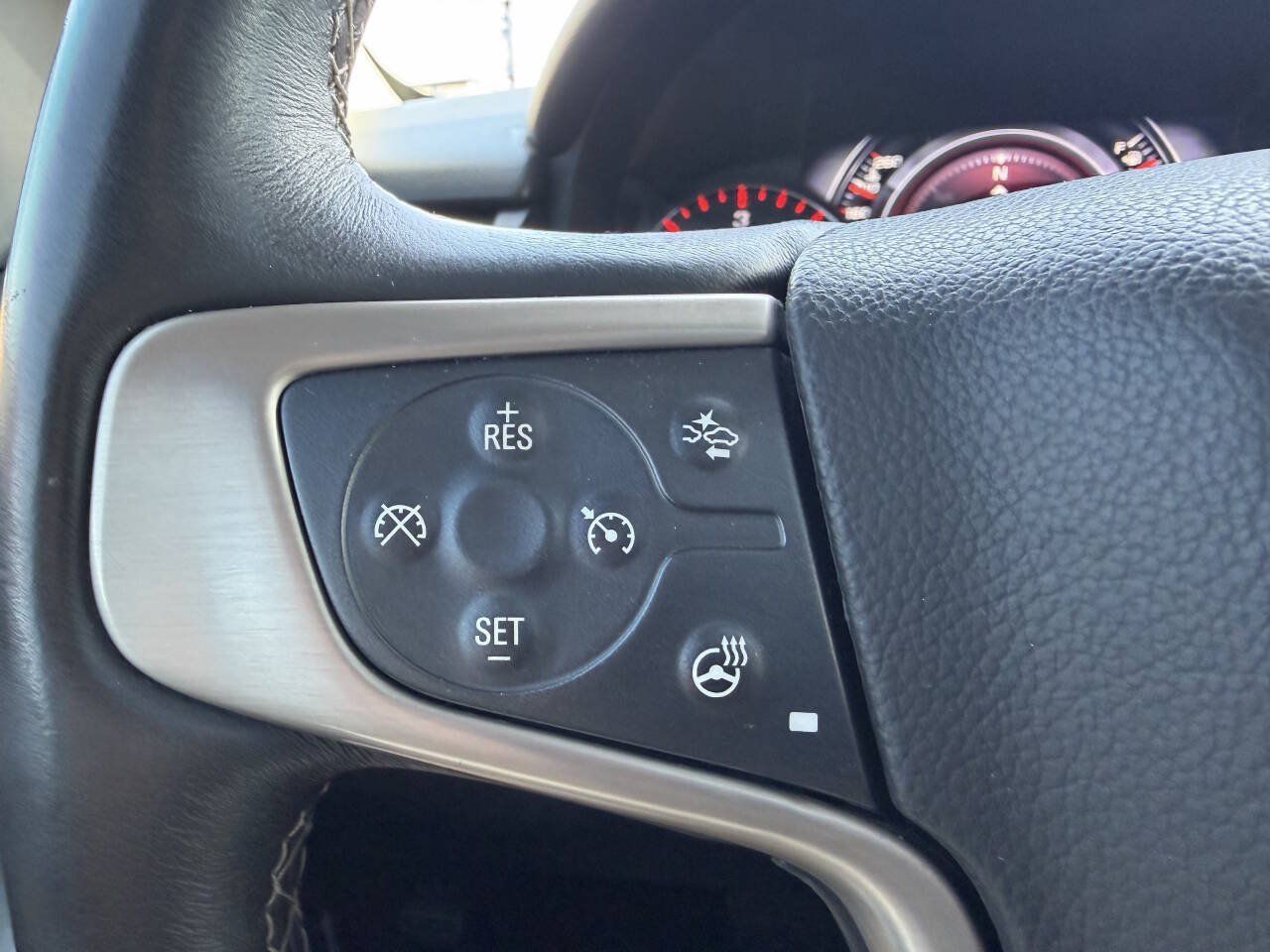 Used 2016 GMC Yukon Denali w/ Open Road Package AWD/4WD image 16