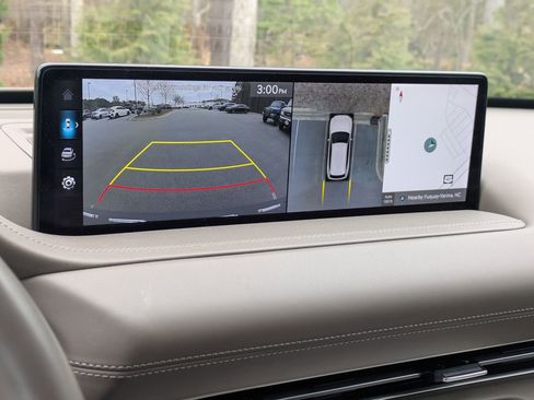 Used 2024 Genesis GV80 3.5T w/ Advanced Package image 20