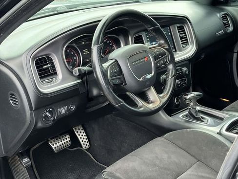 Used 2019 Dodge Charger R/T w/ Plus Group RWD image 12