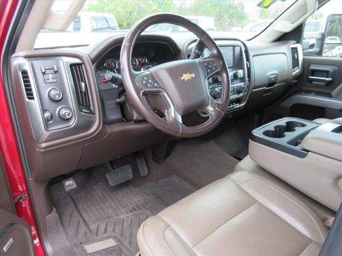 Used 2019 Chevrolet Silverado 2500 LTZ w/ Duramax Plus Package AWD/4WD image 15