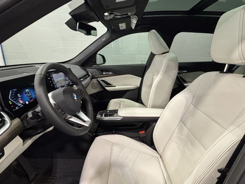 New 2027 BMW X1 xDrive28i AWD/4WD image 12
