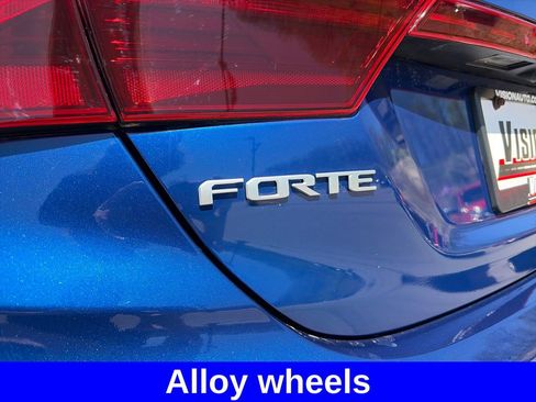 Used 2023 Kia Forte LXS FWD image 16
