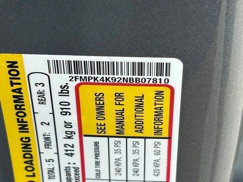 Used 2022 Ford Edge Titanium image 44