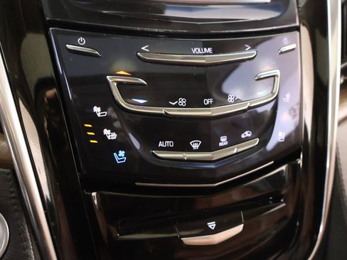 Used 2017 Cadillac Escalade Premium Luxury AWD/4WD image 8