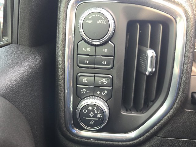 Used 2020 GMC Sierra 2500 Denali w/ Denali Ultimate Package AWD/4WD image 17