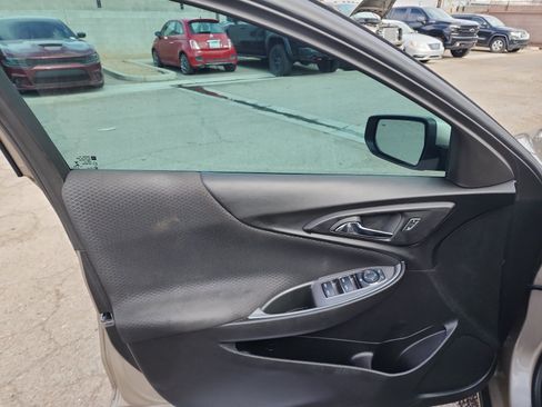 Used 2024 Chevrolet Malibu RS w/ LPO, Floor Liner Package FWD image 15