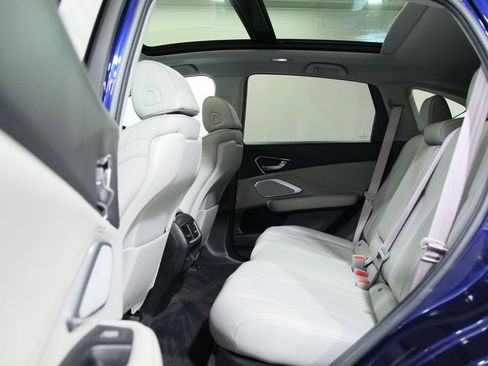 Used 2024 Acura RDX SH-AWD w/ Technology Package image 28