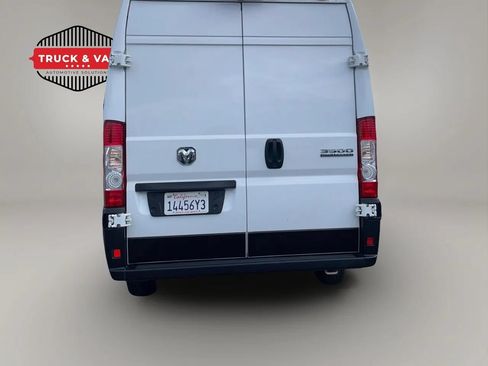 Used 2025 RAM ProMaster 3500 w/ Convenience Group FWD image 5