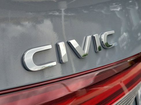 Certified 2025 Honda Civic Sport image 8