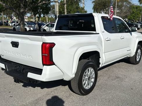 Used 2024 Toyota Tacoma SR5 w/ SR5 Upgrade Package image 9
