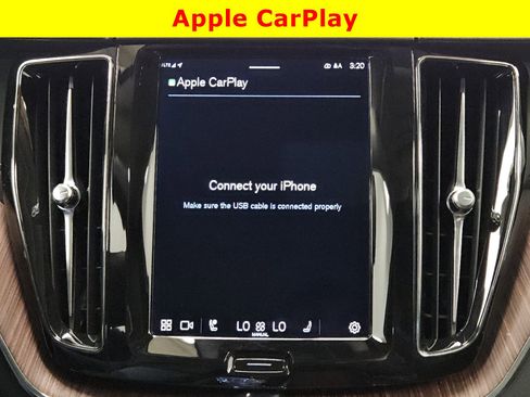 Used 2023 Volvo XC60 B6 Ultimate w/ Protection Package Premier image 22