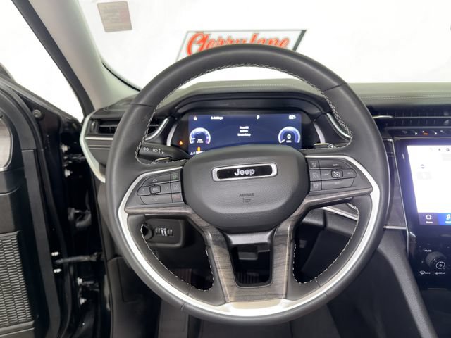 Used 2023 Jeep Grand Cherokee Limited RWD image 8