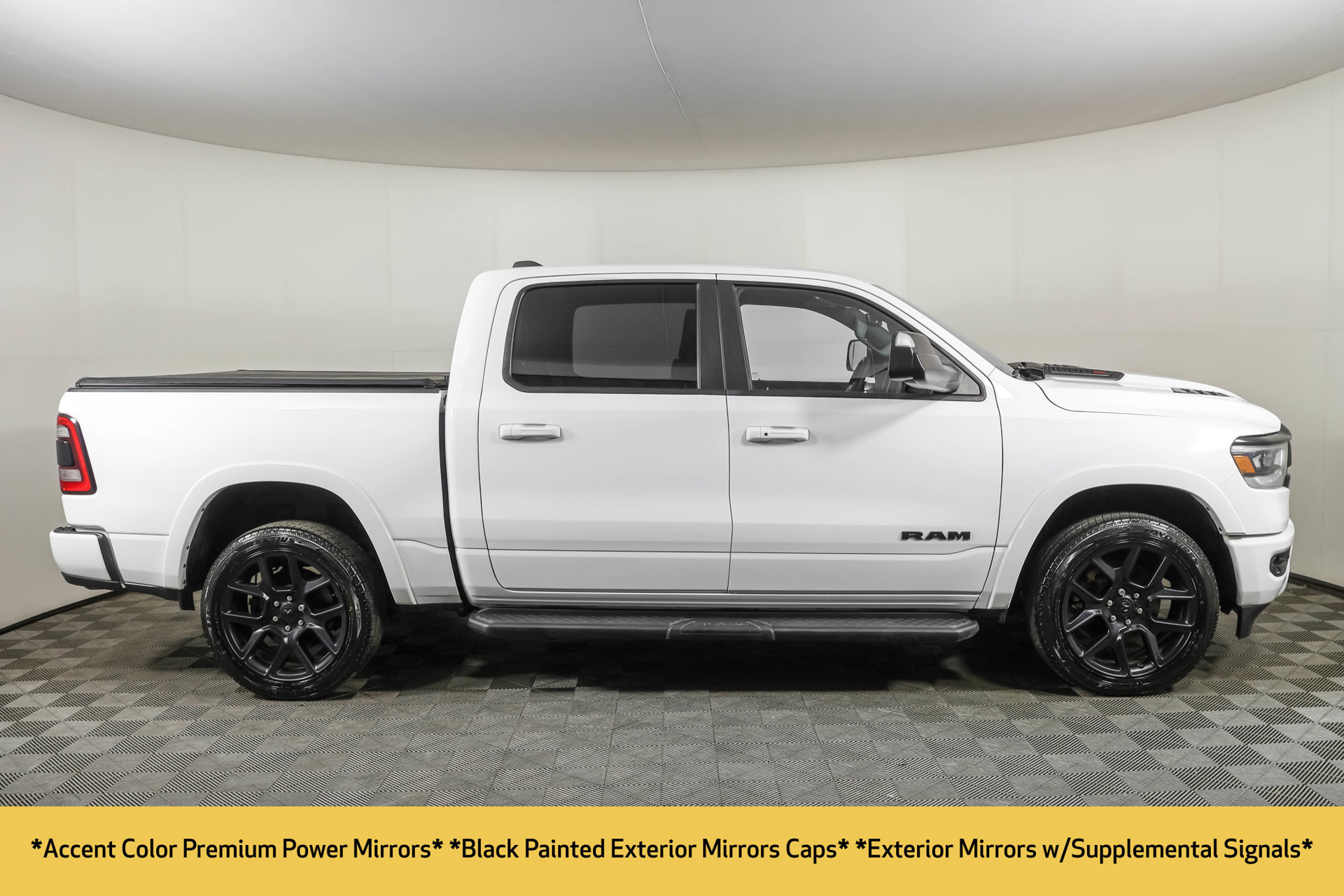Used 2022 RAM 1500 Laramie AWD/4WD image 21