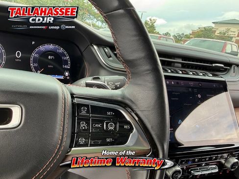 Used 2023 Jeep Grand Cherokee Summit RWD image 24