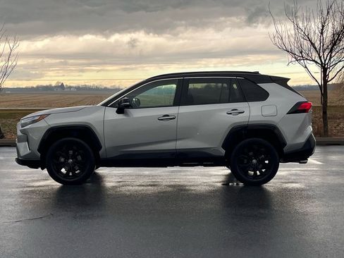 Used 2023 Toyota RAV4 XSE image 4