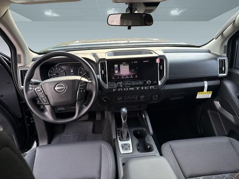 Used 2026 Nissan Frontier SV AWD/4WD image 17