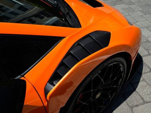Used 2022 Lamborghini Huracan STO image 38