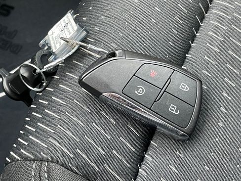 Used 2025 Chevrolet Equinox LT image 22