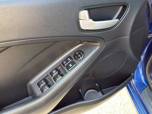 Used 2018 Kia Forte LX FWD image 14