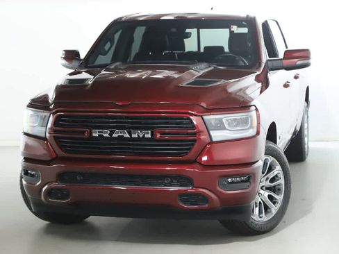 Used 2023 RAM 1500 Laramie AWD/4WD image 3