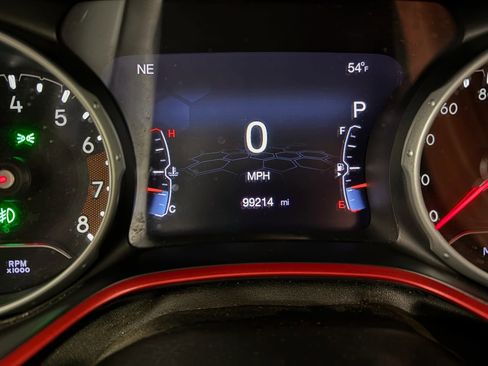 Used 2018 Jeep Compass Trailhawk w/ Cold Weather Group image 21