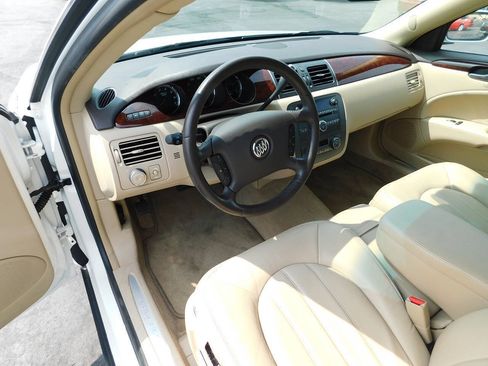 Used 2008 Buick Lucerne CXL w/ Driver Confidence Package FWD image 18