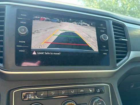 Used 2021 Volkswagen Atlas SE FWD image 15