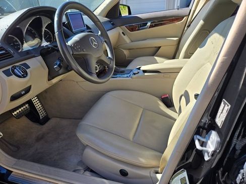 Used 2010 Mercedes-Benz C 350 Sport image 13