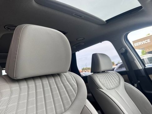 Used 2023 Hyundai Palisade Limited FWD image 16