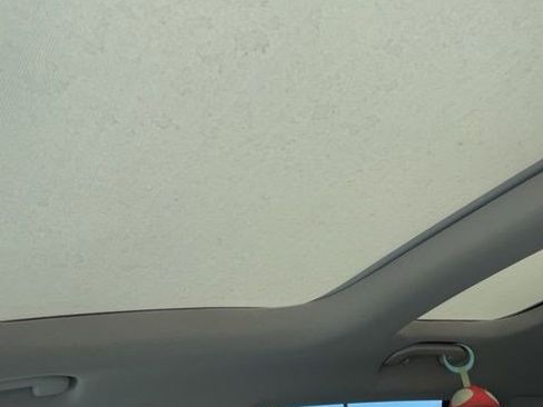 Used 2021 Mercedes-Benz GLB 250 image 7