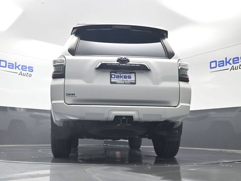 Used 2021 Toyota 4Runner Venture w/ Moonroof Package AWD/4WD image 46