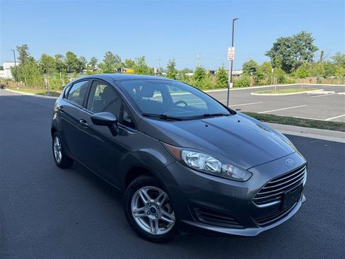 Used 2019 Ford Fiesta SE FWD image 11