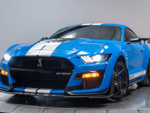 Used 2022 Ford Mustang Shelby GT500 w/ Carbon Fiber Track Pack RWD image 67
