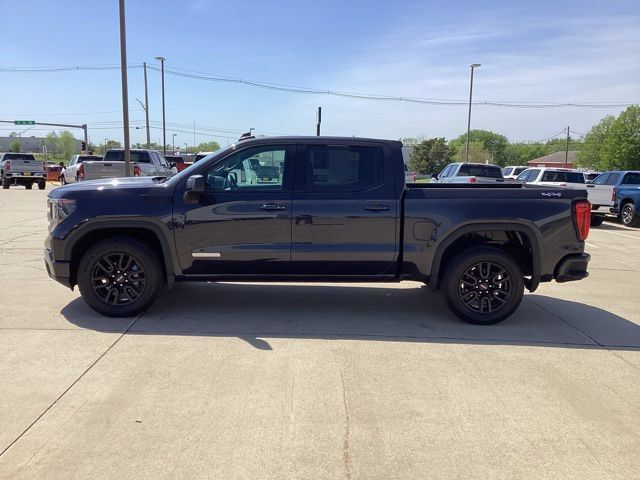 Used 2023 GMC Sierra 1500 Elevation AWD/4WD image 2